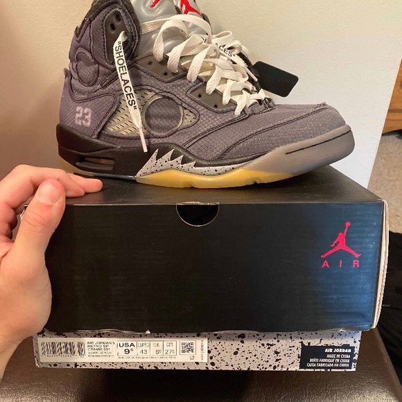 Off white Jordan 5 - Picture 7 of 7
